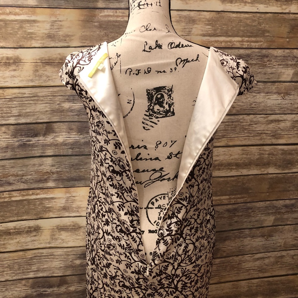 Gianni Bini Silk Dress with Pockets - Picture 4 of 7